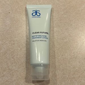 Arbonne Clear Future Mattifying Acne Treatment Lotion